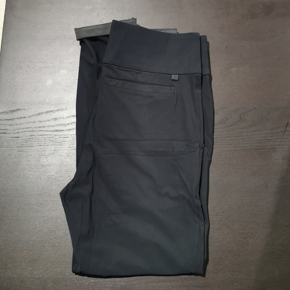 Lululemon trouser pant *reflective cuffs - Picture 5 of 6